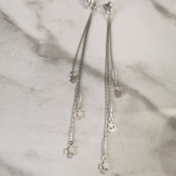 Clip on Long Star Earrings - Picture 2 of 2